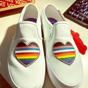 NIB Vans Pride heart Asher sz 8